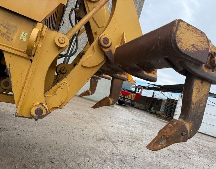 CATERPILLAR 140M AWD 6x6